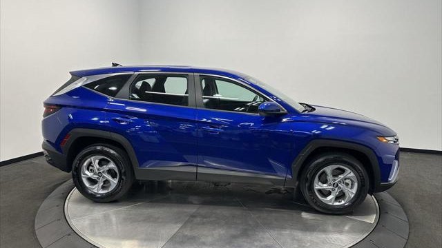 2023 Hyundai TUCSON SE