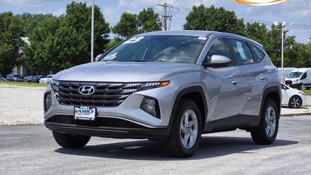 2023 Hyundai TUCSON SE