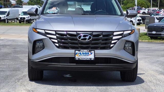 2023 Hyundai TUCSON SE