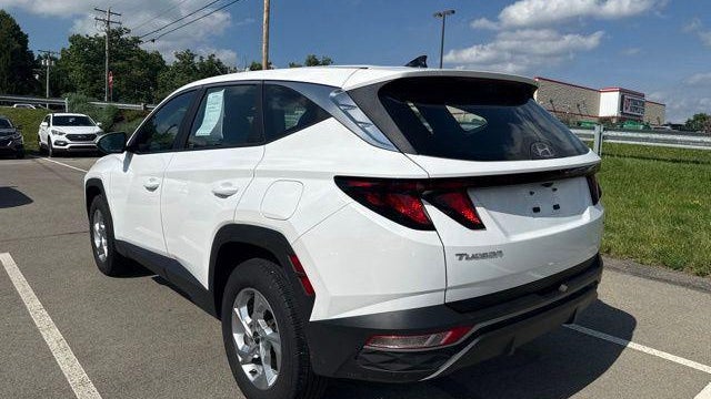 2023 Hyundai TUCSON SE