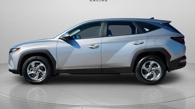 2023 Hyundai TUCSON SE