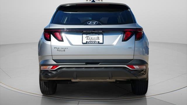 2023 Hyundai TUCSON SE