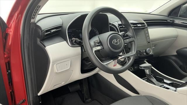 2023 Hyundai TUCSON SE