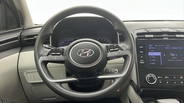 2023 Hyundai TUCSON SE
