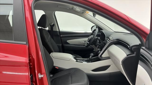 2023 Hyundai TUCSON SE