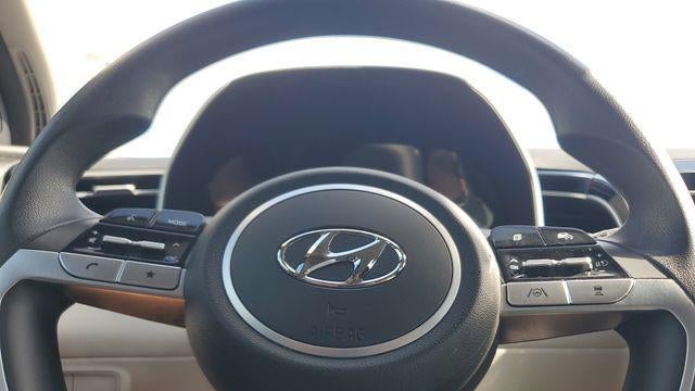 2023 Hyundai TUCSON SE