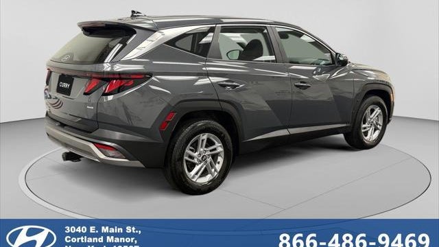 2025 Hyundai TUCSON SE