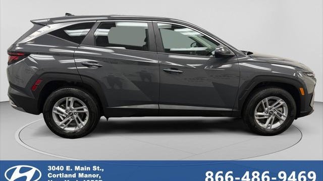 2025 Hyundai TUCSON SE