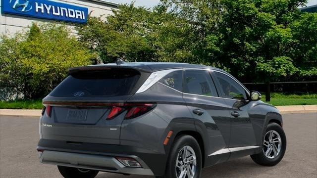 2026 Hyundai TUCSON SE