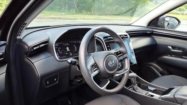 2024 Hyundai TUCSON SE
