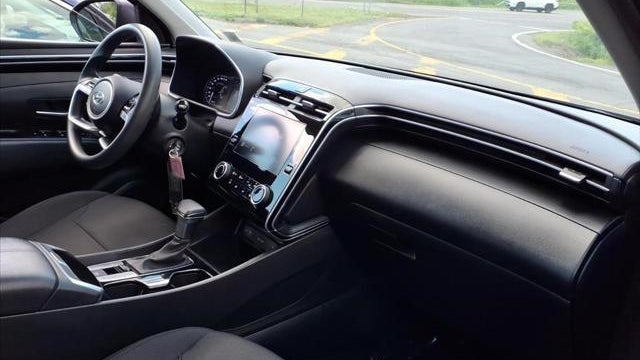 2024 Hyundai TUCSON SE
