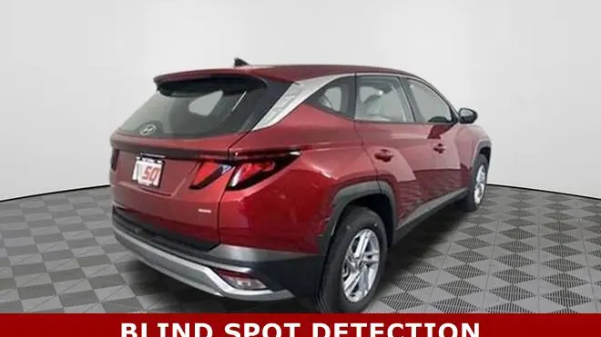 2025 Hyundai TUCSON SE