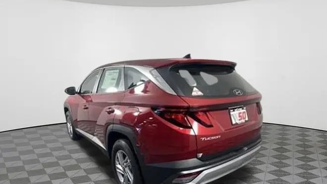 2025 Hyundai TUCSON SE