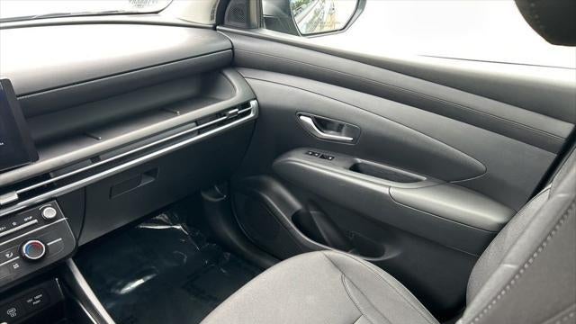 2025 Hyundai TUCSON SE