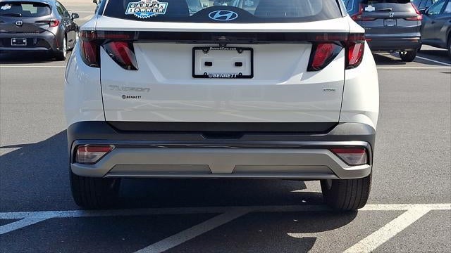 2025 Hyundai TUCSON SE