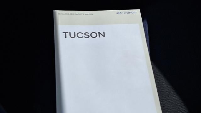2025 Hyundai TUCSON SE