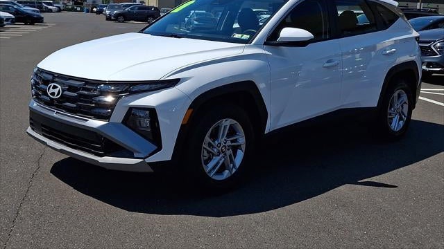 2025 Hyundai TUCSON SE