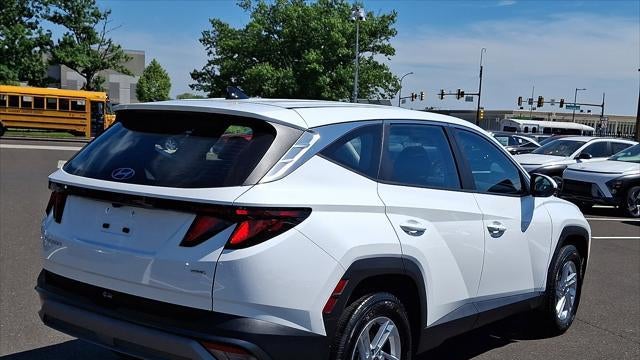2025 Hyundai TUCSON SE
