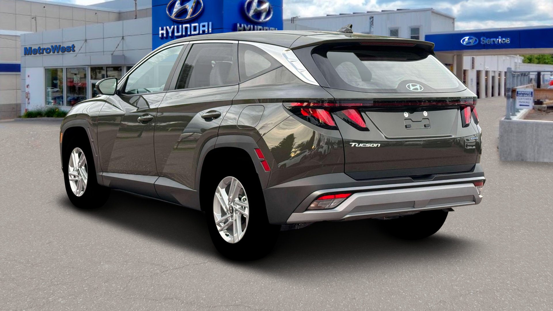2026 Hyundai TUCSON SE