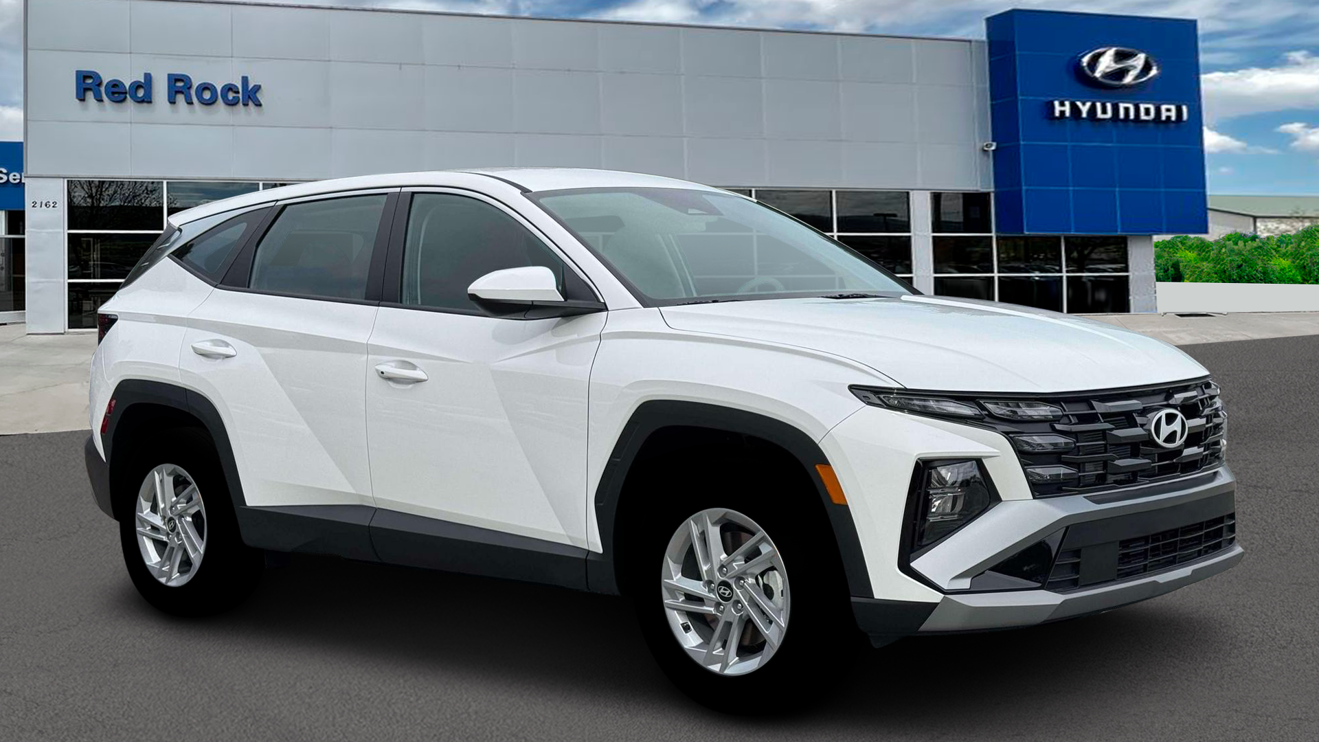 2026 Hyundai TUCSON SE