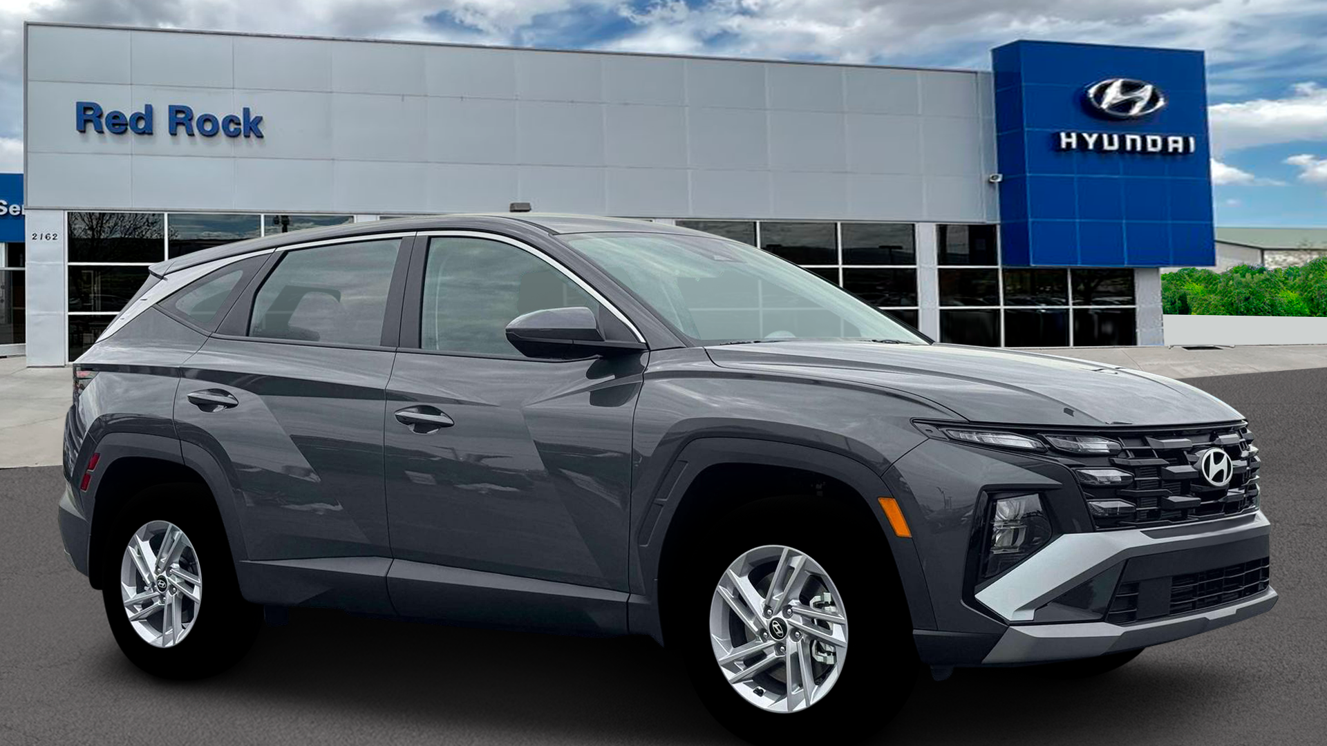 2026 Hyundai TUCSON SE