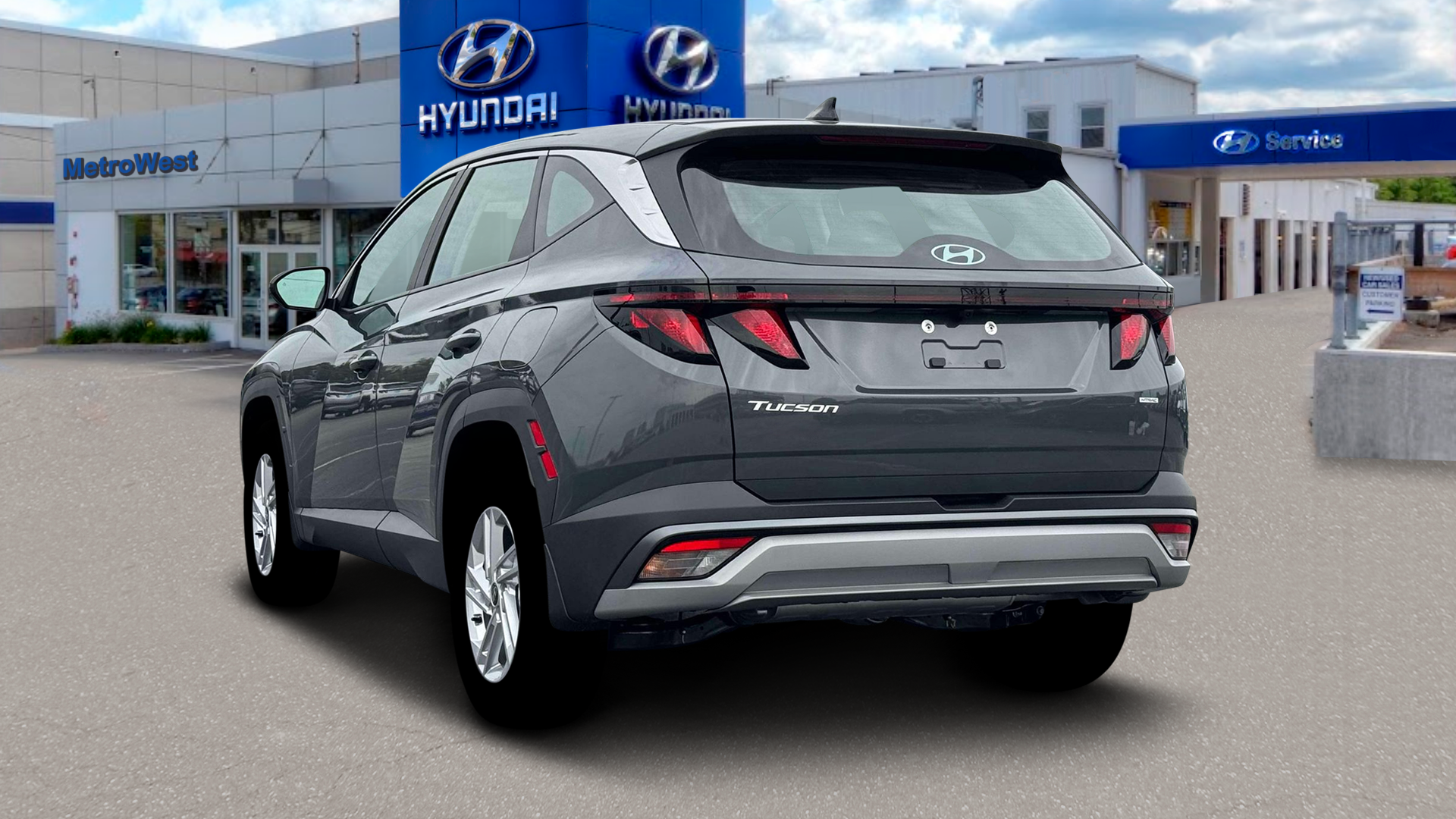 2026 Hyundai TUCSON SE