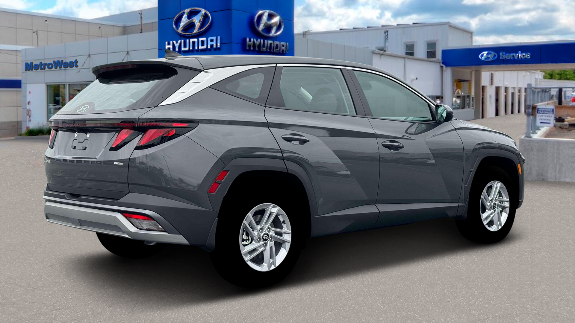 2026 Hyundai TUCSON SE