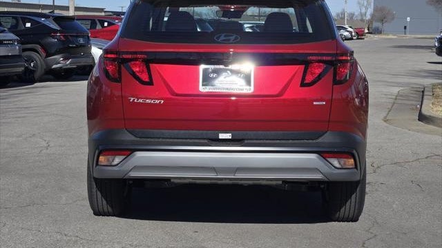 2026 Hyundai TUCSON SE