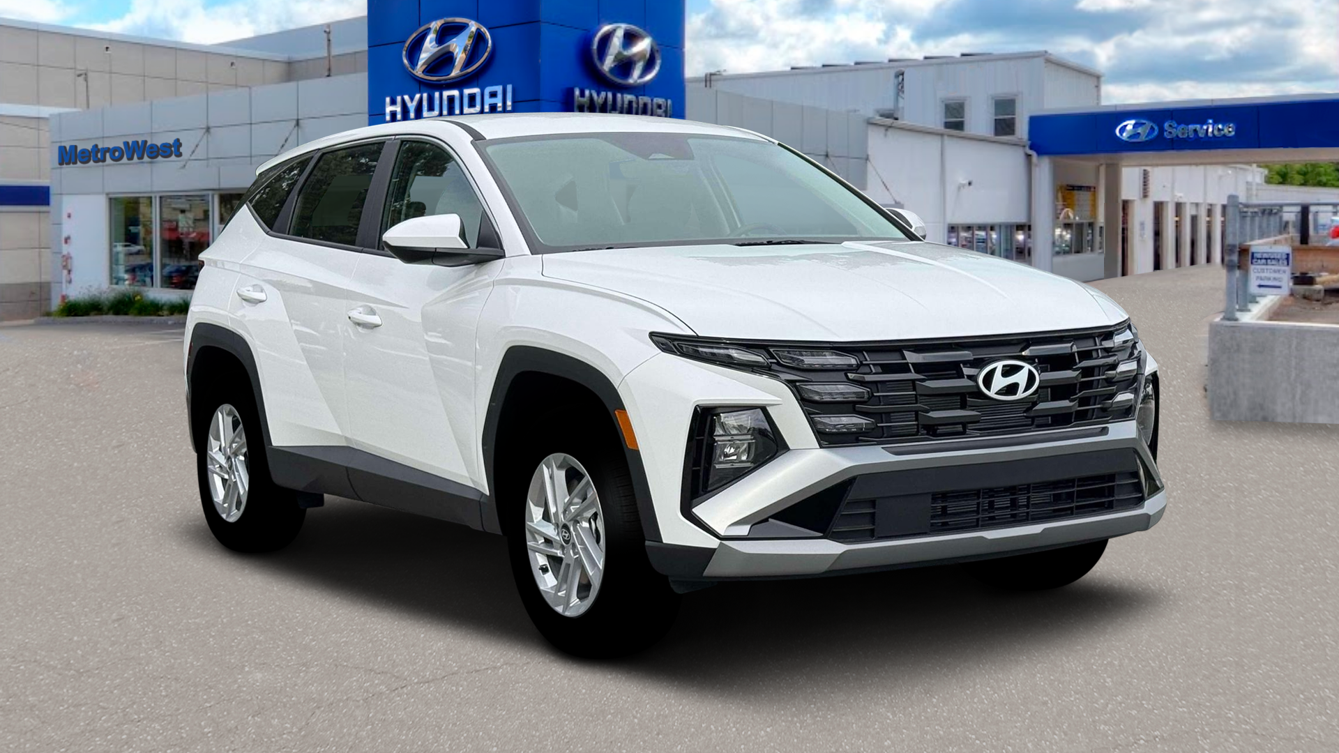 2026 Hyundai TUCSON SE