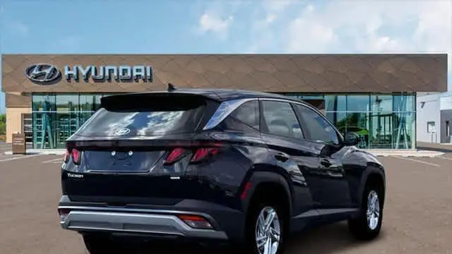 2026 Hyundai TUCSON SE