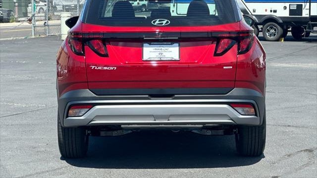 2026 Hyundai TUCSON SE