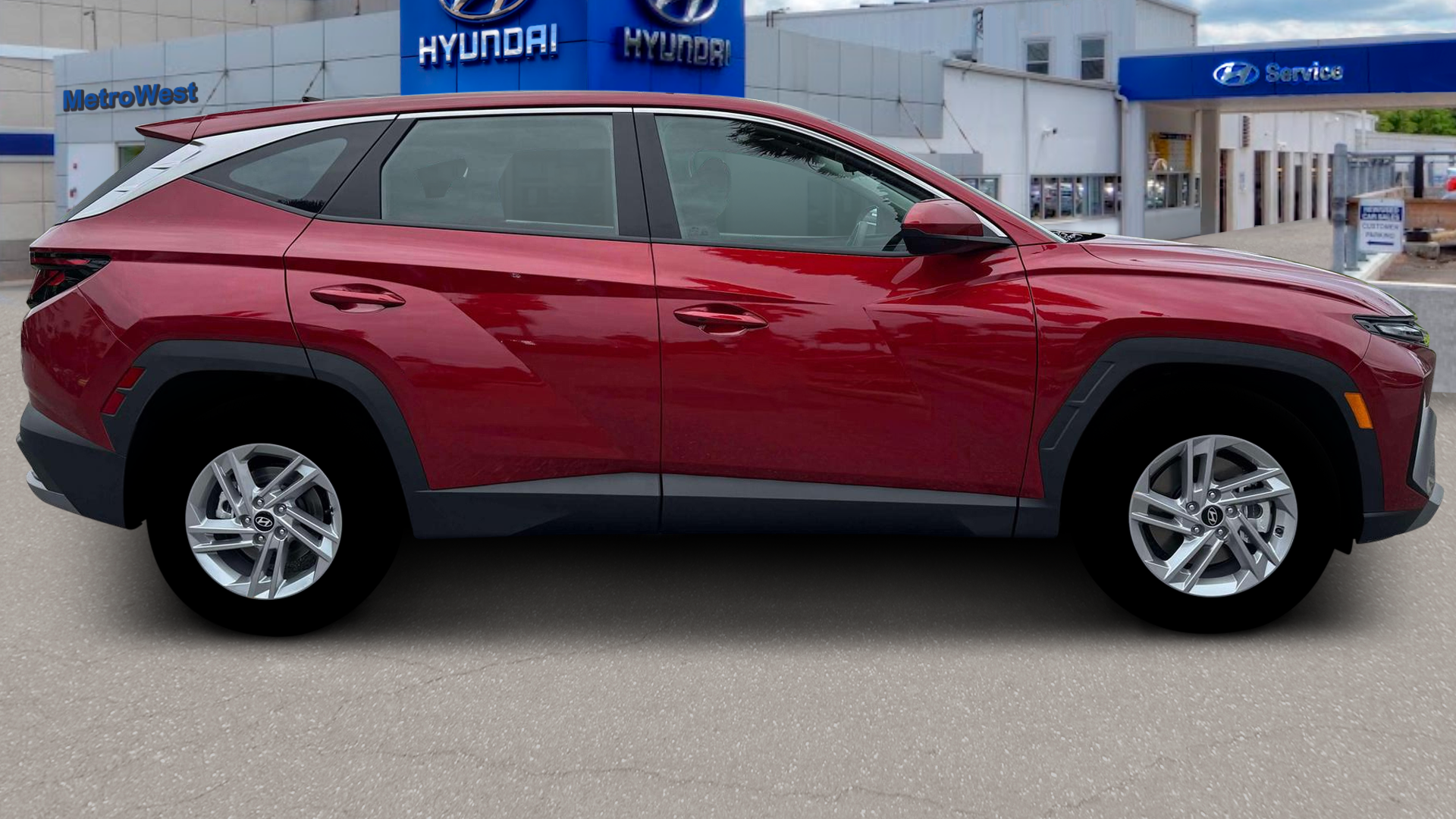 2026 Hyundai TUCSON SE