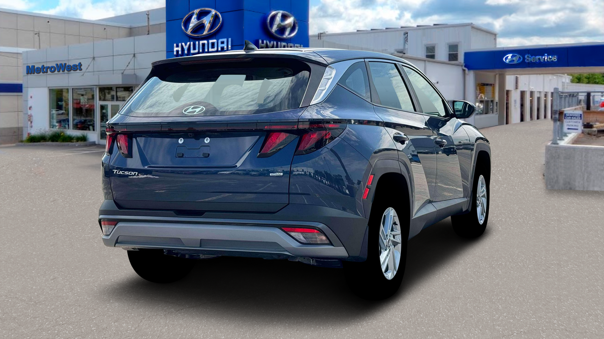 2026 Hyundai TUCSON SE