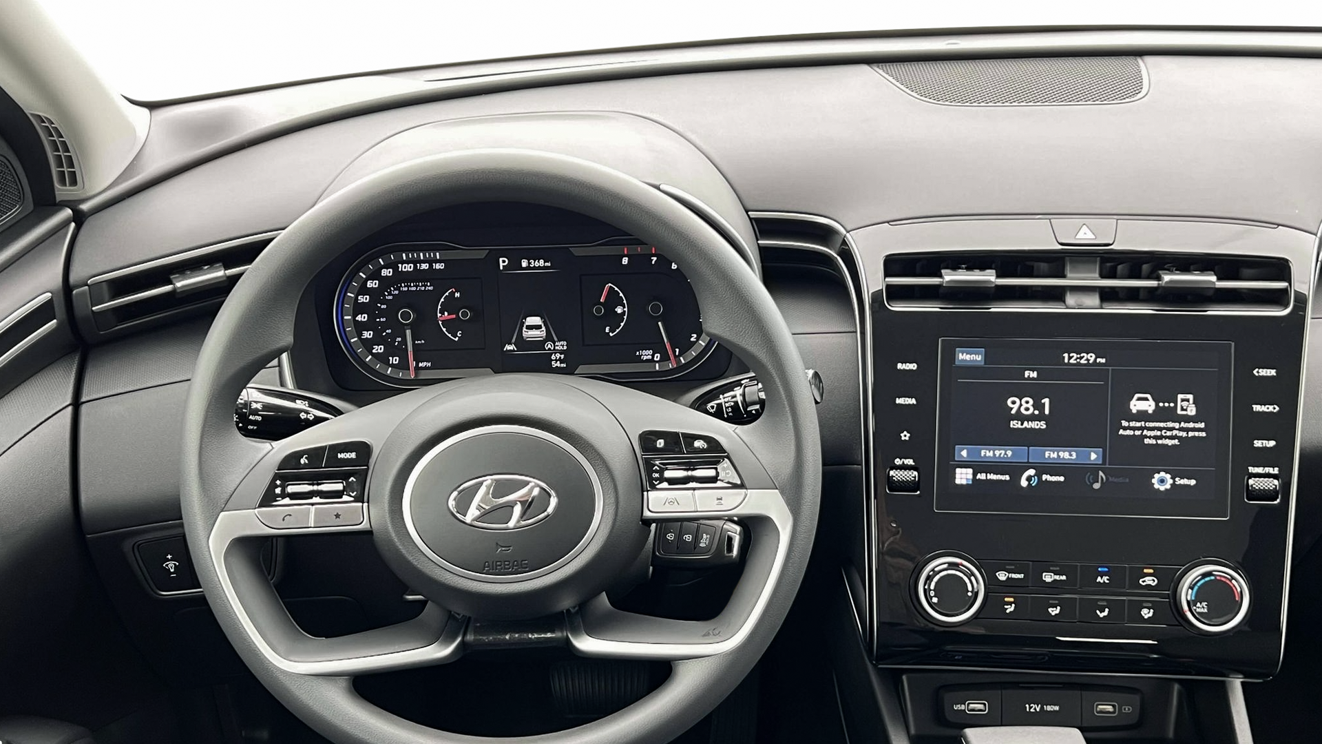 2024 Hyundai TUCSON SE