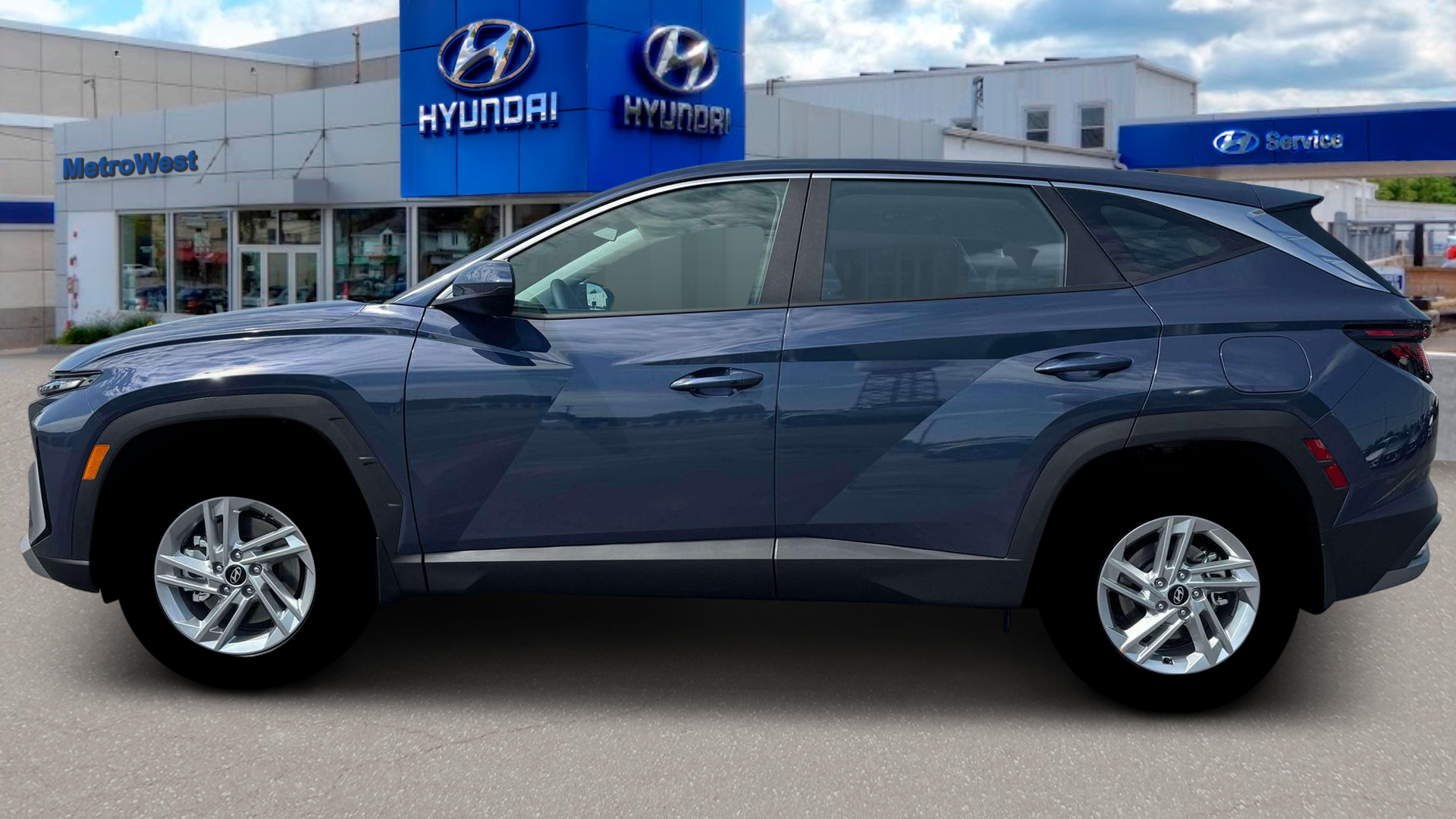 2026 Hyundai TUCSON SE