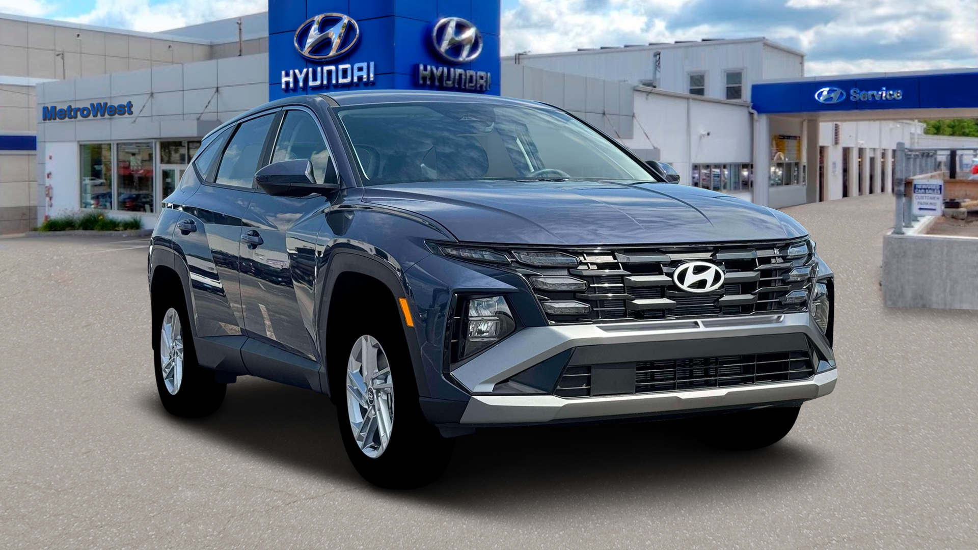 2026 Hyundai TUCSON SE