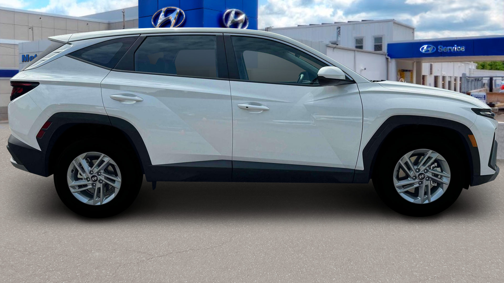 2025 Hyundai TUCSON SE