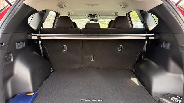 2026 Hyundai TUCSON SE
