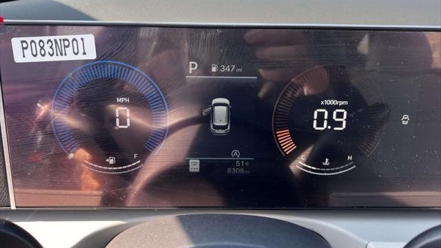 2025 Hyundai TUCSON SE