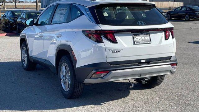 2025 Hyundai TUCSON SE