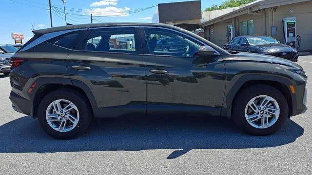 2025 Hyundai TUCSON SE