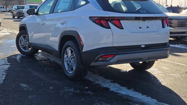 2026 Hyundai TUCSON SE