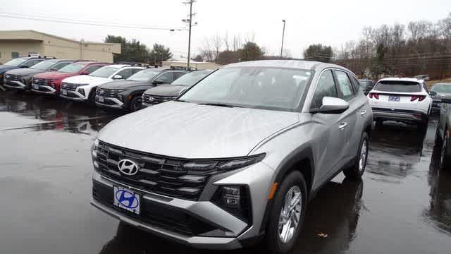 2026 Hyundai TUCSON SE