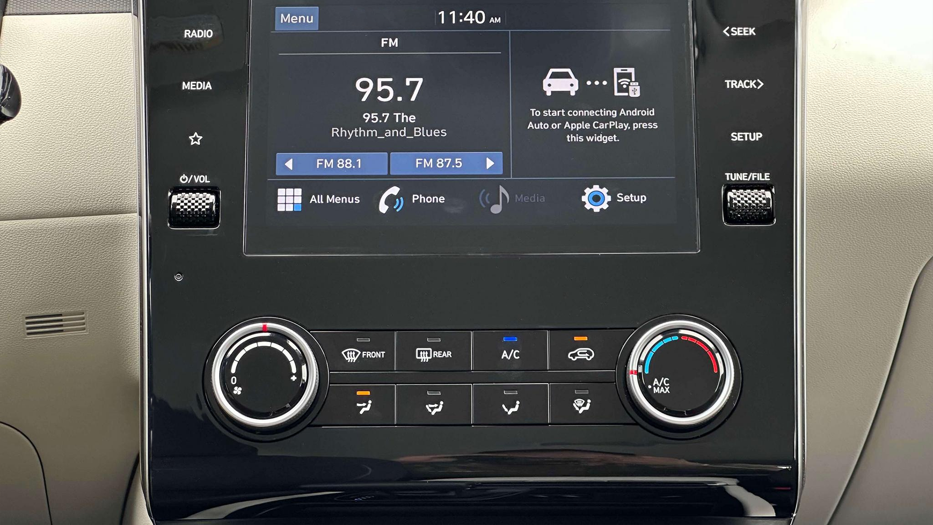 2024 Hyundai TUCSON SE