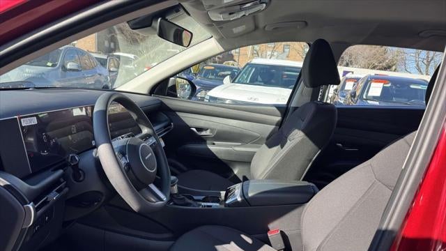 2025 Hyundai TUCSON SE