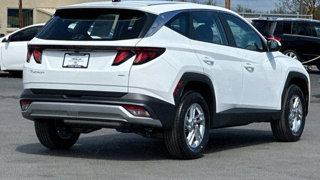 2026 Hyundai TUCSON SE