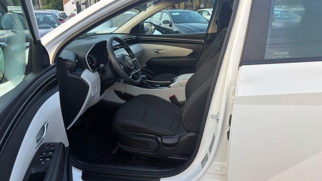 2024 Hyundai TUCSON SE