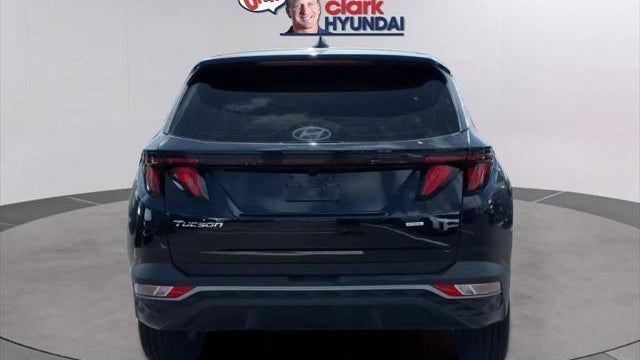 2024 Hyundai TUCSON SE