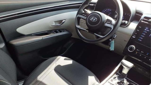 2024 Hyundai TUCSON SE