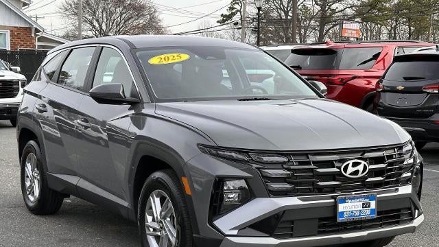2025 Hyundai TUCSON SE